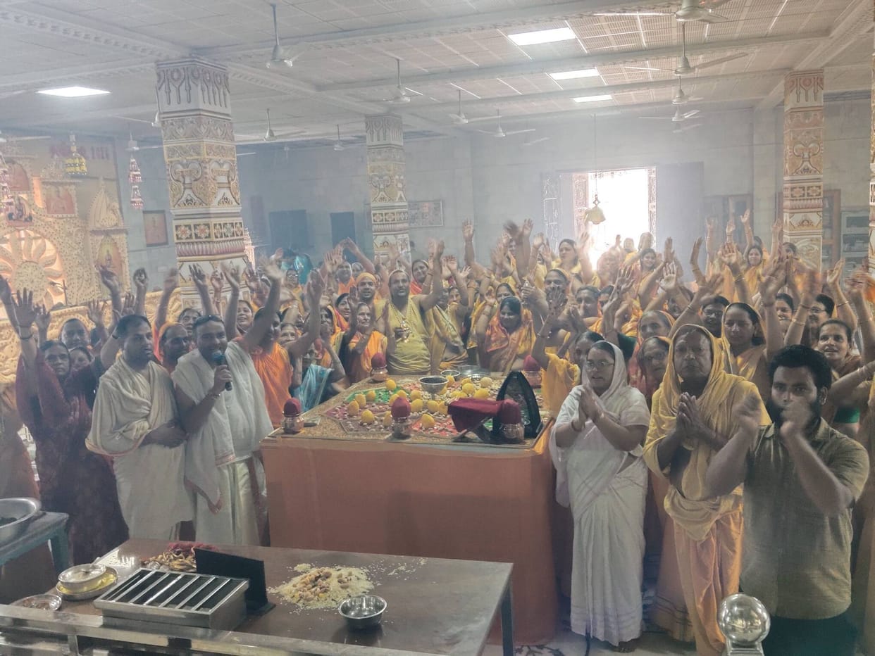 Jain temple resonates with offerings of *Yajna* amidst prayers for global well-being.