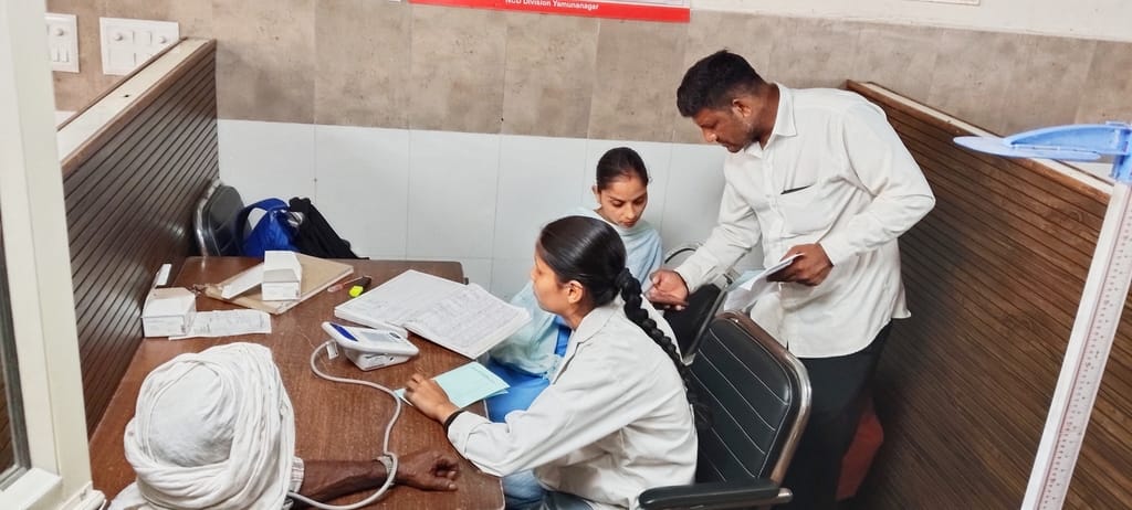 Allegation of rude behavior towards a nursing officer at the district hospital