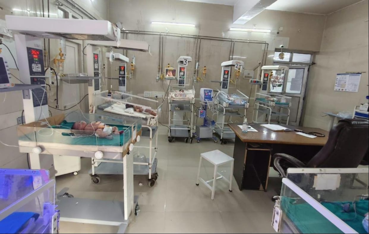 16 beds in SNCU, not a single ventilator