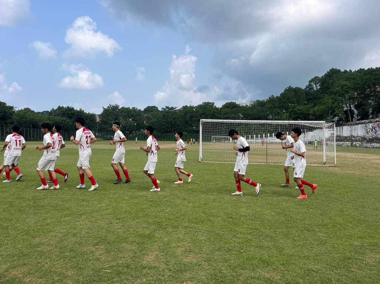 Selection of 18 players for the Under-19 football team