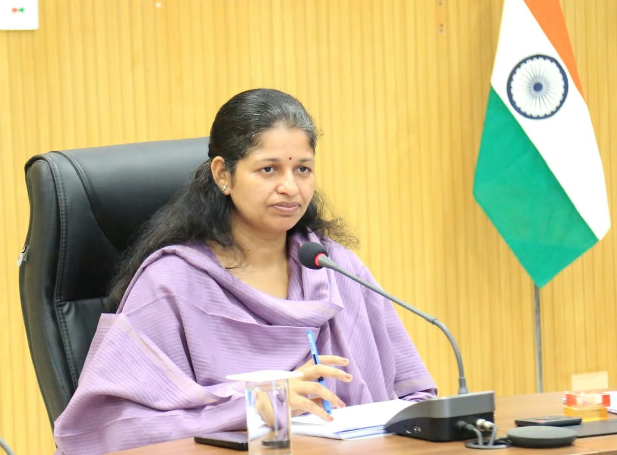Sagar Liquor Tragedy: Major Administrative Crackdown, Liquor and Arms Licenses Cancelled; Sarpanch Faces Actio