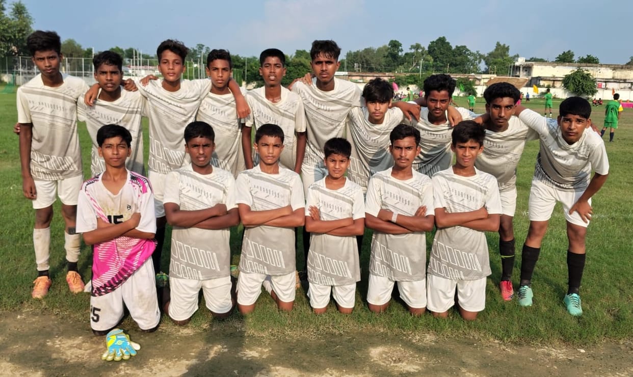 Azamgarh division defeated Varanasi in the final of football