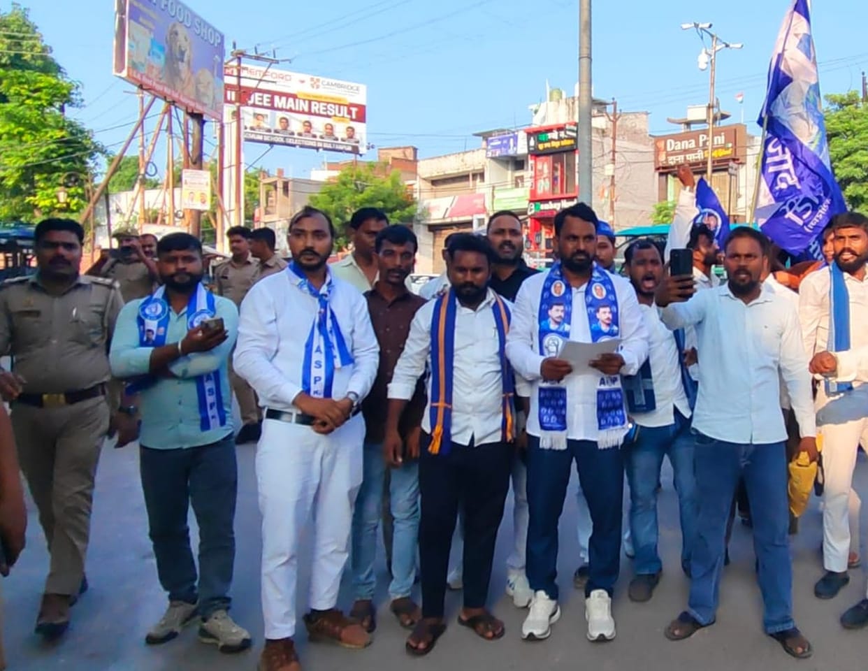 Protest against the attack on the convoy