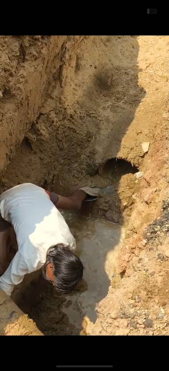 Three thousand families in Kalindi Vihar desperate for every drop of water.