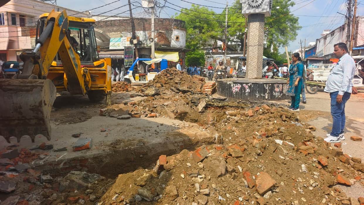 Drain construction started at Aryakanya intersection, hope for road construction also arose