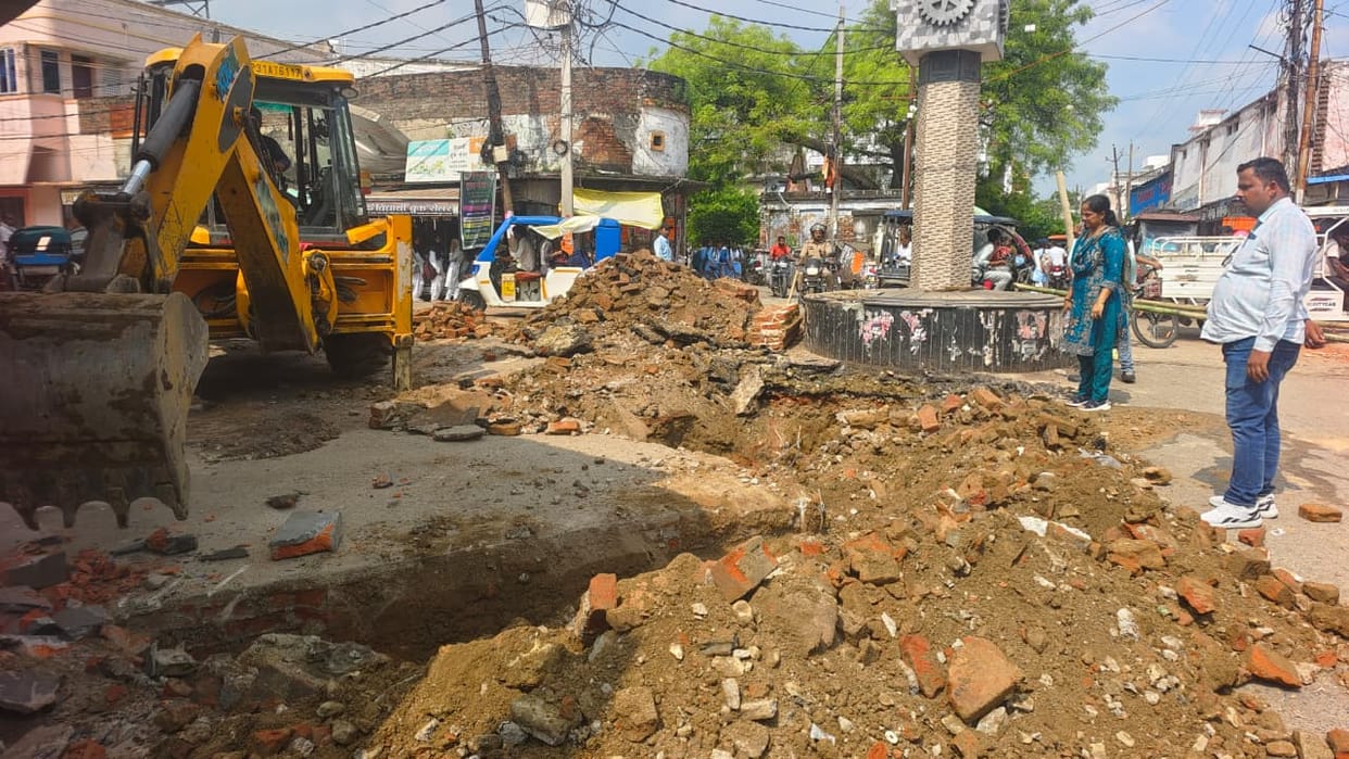 Drain construction started at Aryakanya intersection, hope for road construction also arose
