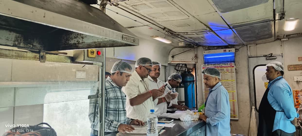 Inspection conducted in the train's pantry car; three samples of food items collected.