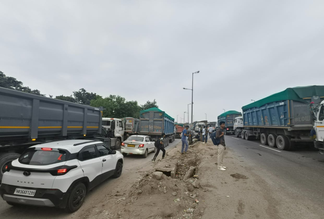 Human Rights Commission takes a tough stance on highway traffic jams and wrong-side driving; seeks report from the SP.