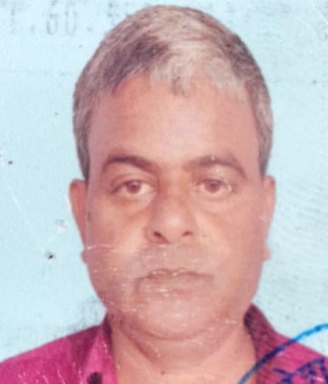 Lightning strikes uncle and nephew while watering the field; uncle dies