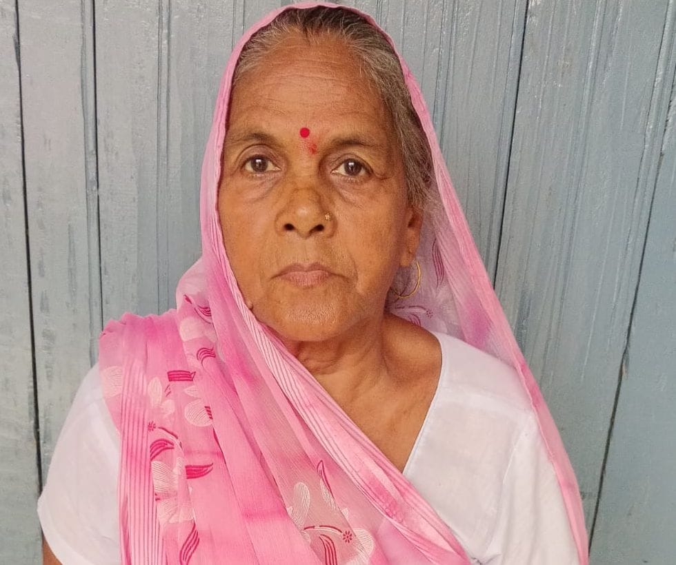 Couple hit by train, wife dies