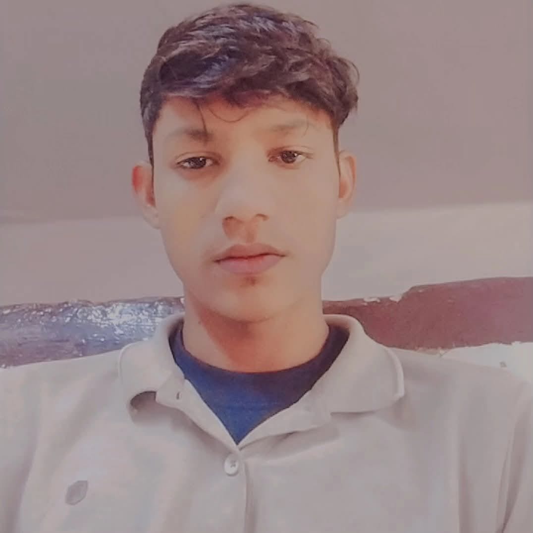 Three friends drown while taking a dip in the Yamuna; two rescued, one missing.