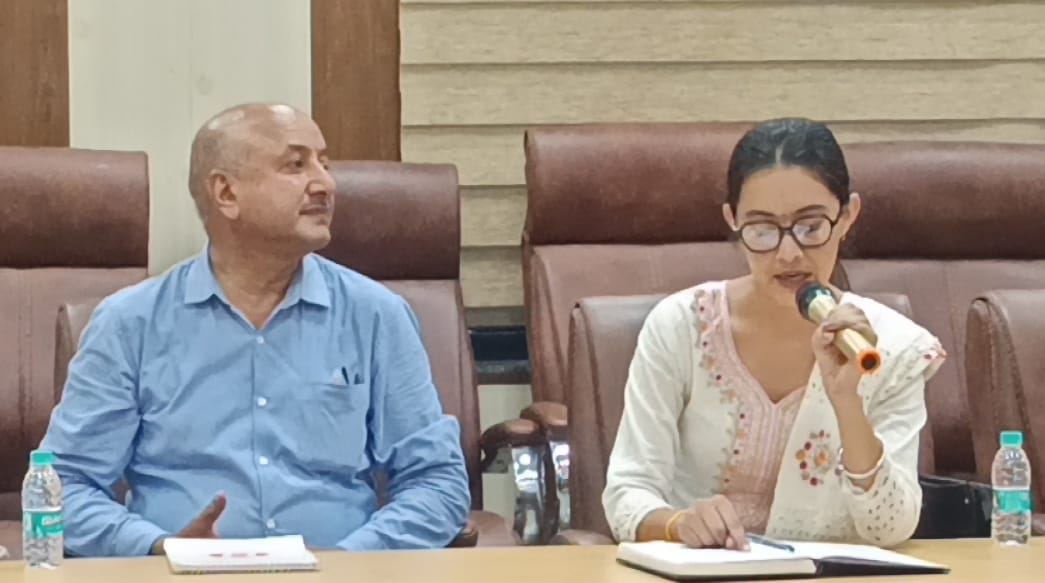 kavi gosthi in ponta on hindi divas