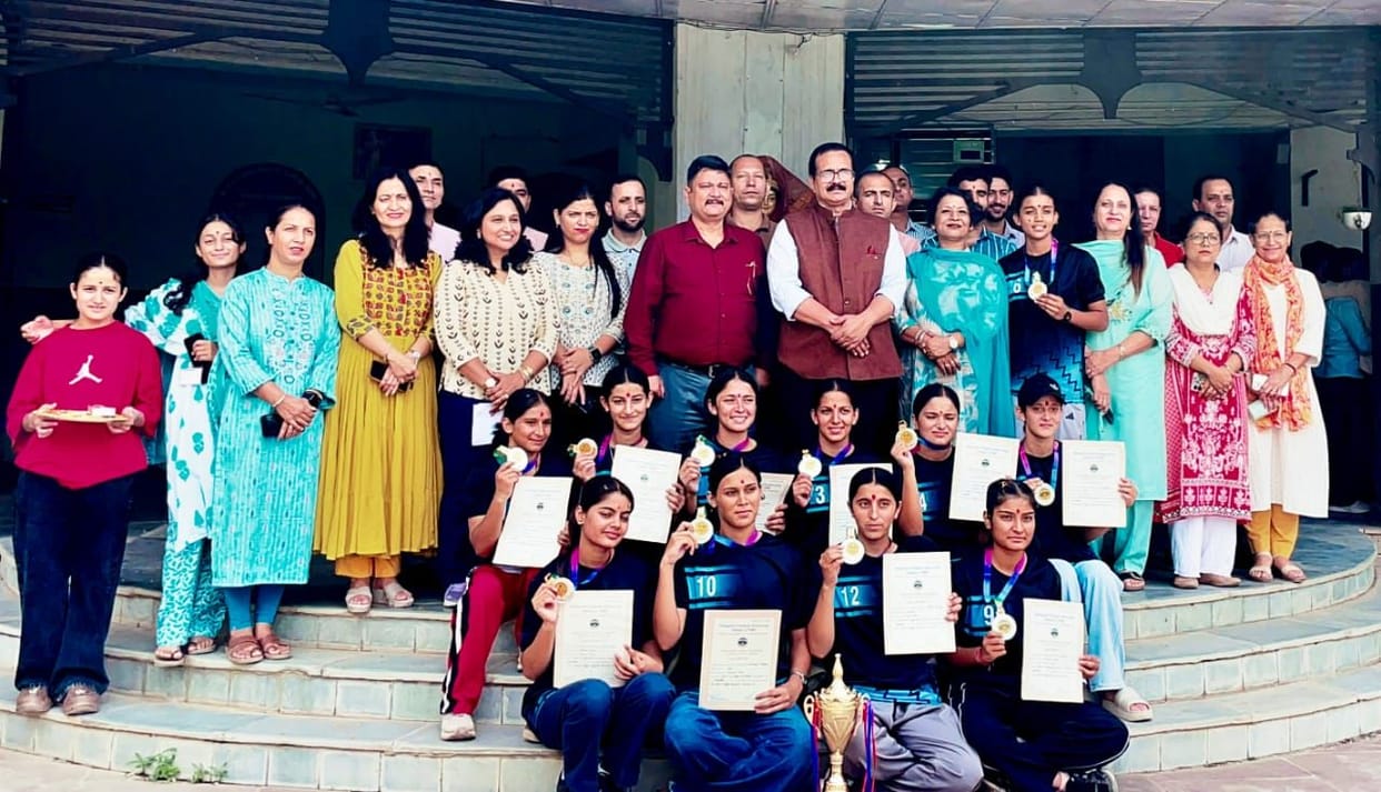 women sports team welcome in nahan college