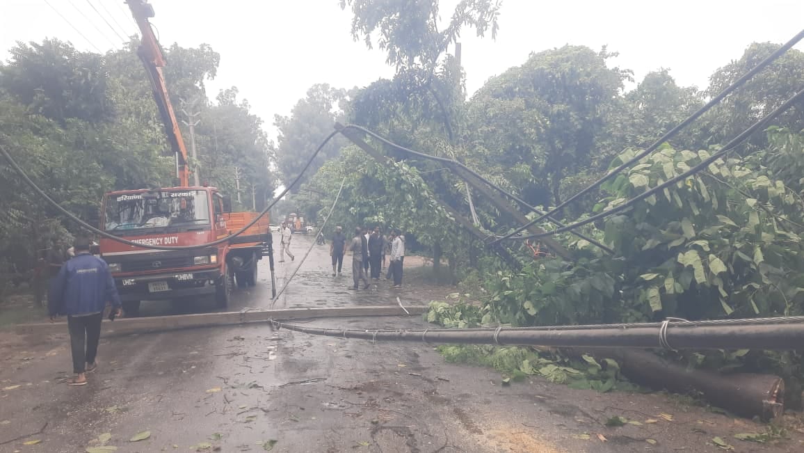Waterlogging caused by rain; water receded in four hours