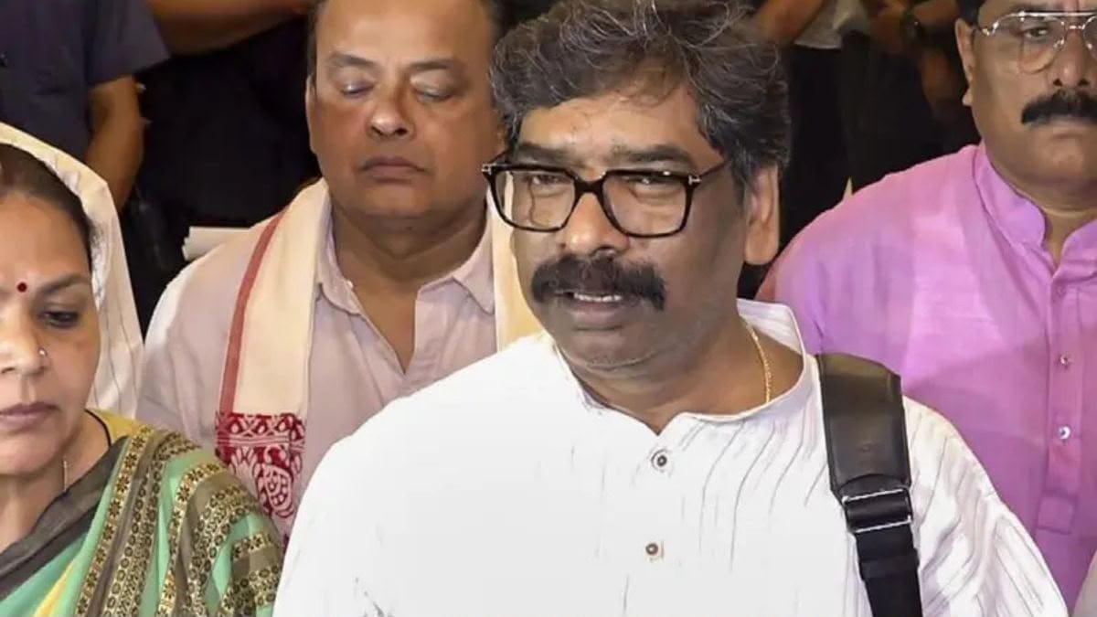 Government cracks down on negligence in official duties; action taken against 312 officers and employees.