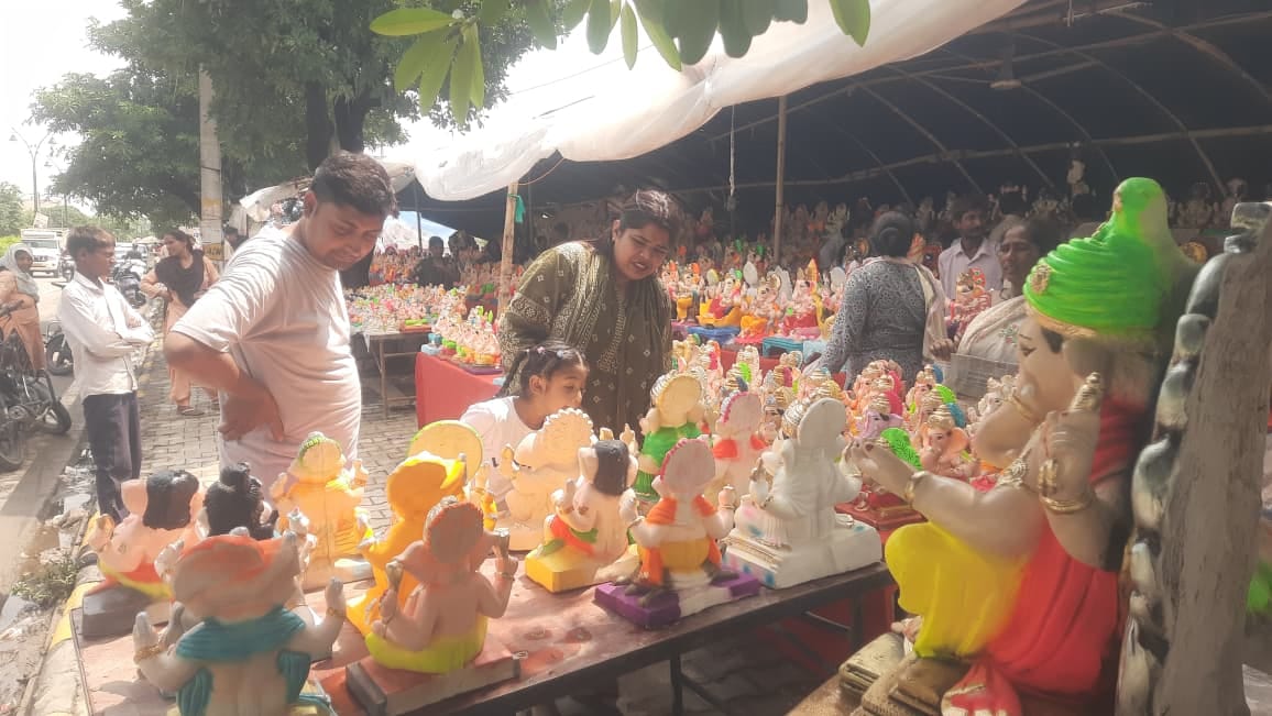 Ganpati installed in 250 pandals and homes across the city