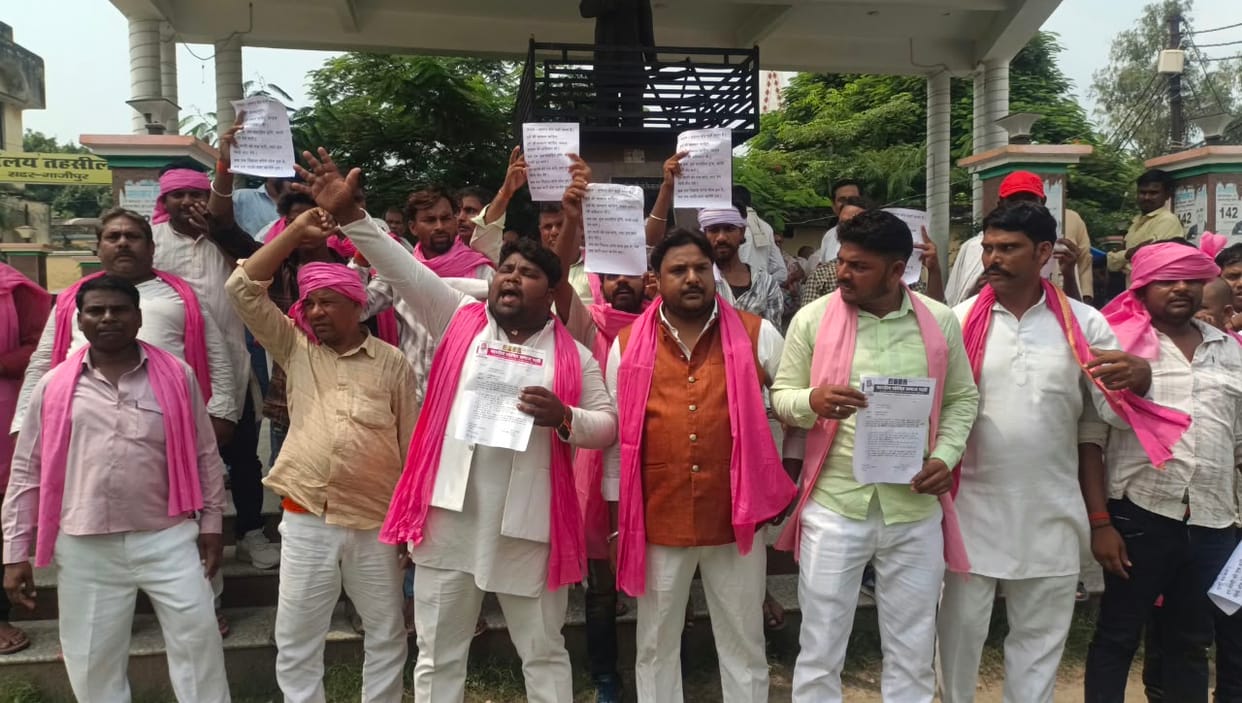Demand for land and housing for people living in slums