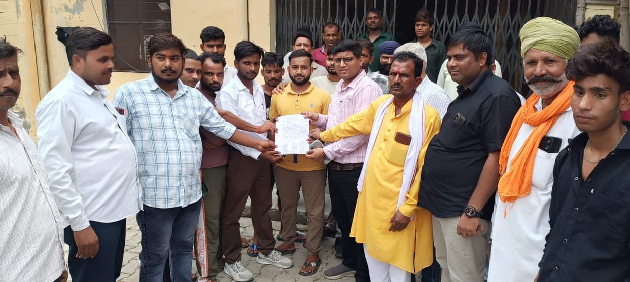 Villagers protest against unscheduled power cuts.