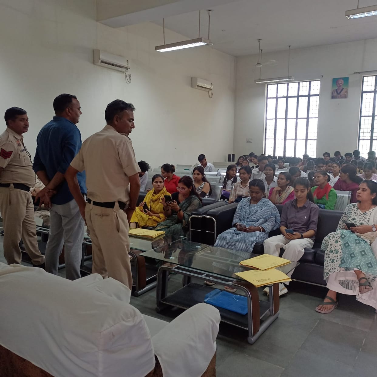 Students were made aware about cyber crimes.