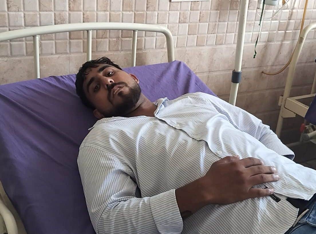 A young man ran his car over a guard at the Civil Hospital.