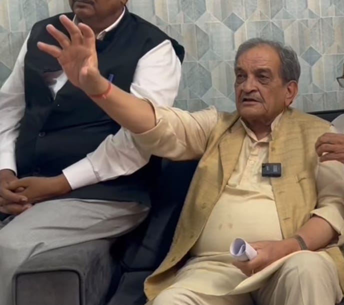 Birender Singh advises quitting active politics after Hooda fails to answer calls.
