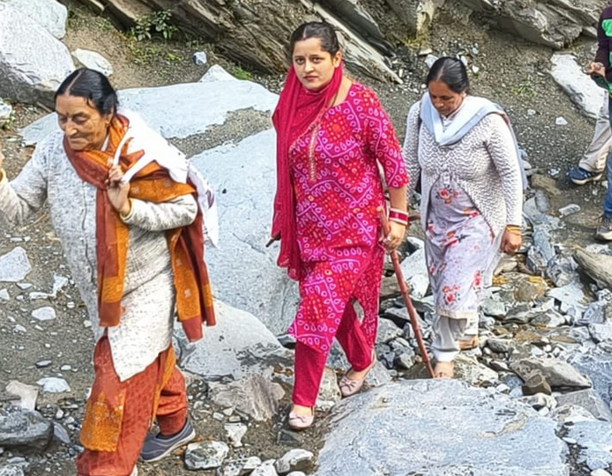 Demand for better facilities at Dhanchhau and Dal Lake.
