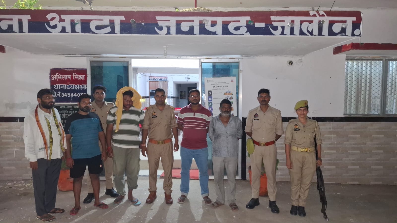 फोटो - 02 जुएं में गिरफ्तार किए गए जुआरी। पुलिस