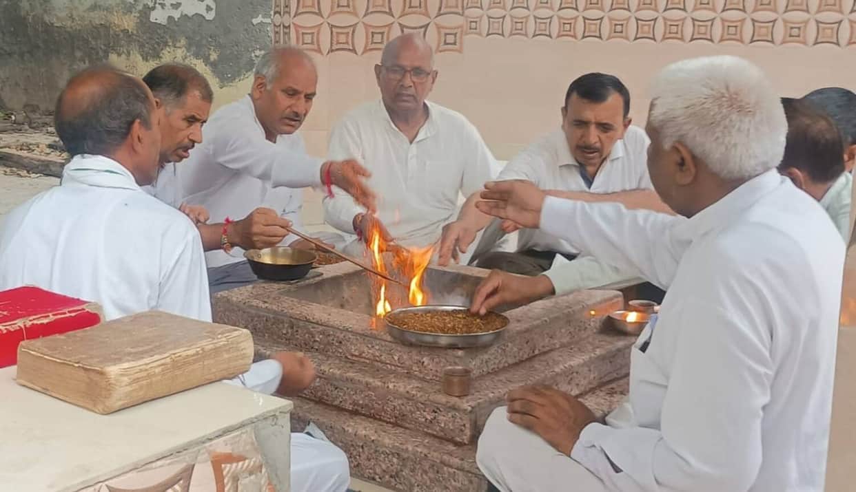 Sages and seers remembered through a Havan on Rishi Panchami.