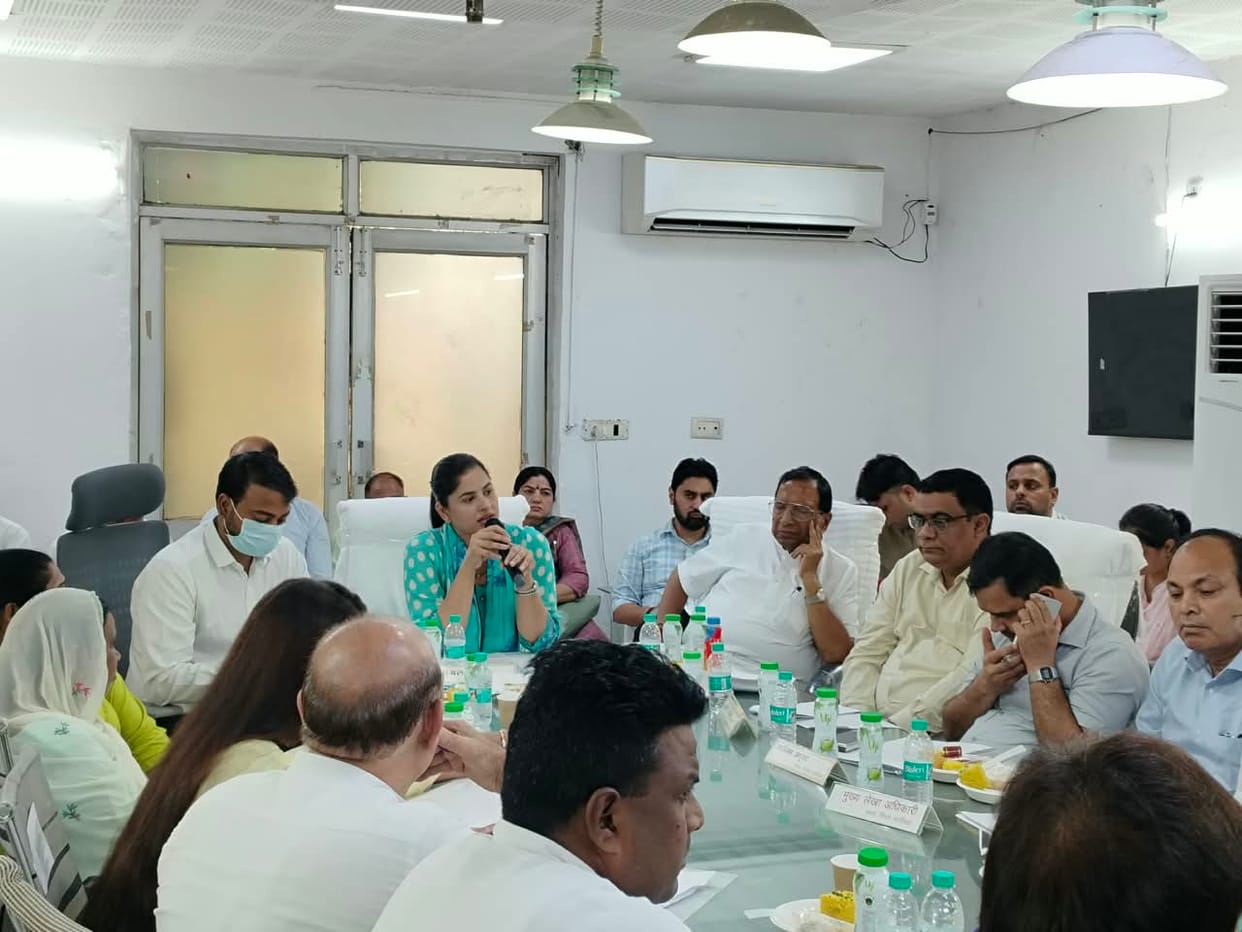 Councilors moved a resolution in the House against the corporation's decision to disconnect electricity and water supplies to the dairies.