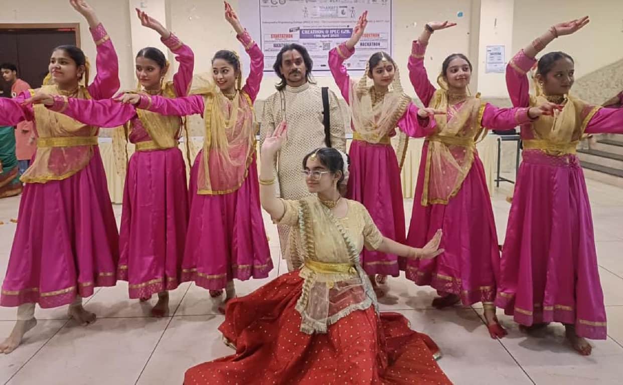 The audience was captivated by the soulful Kathak dance.