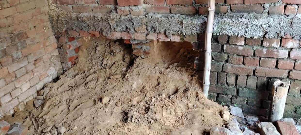 Broke in and made off with goods worth three lakhs