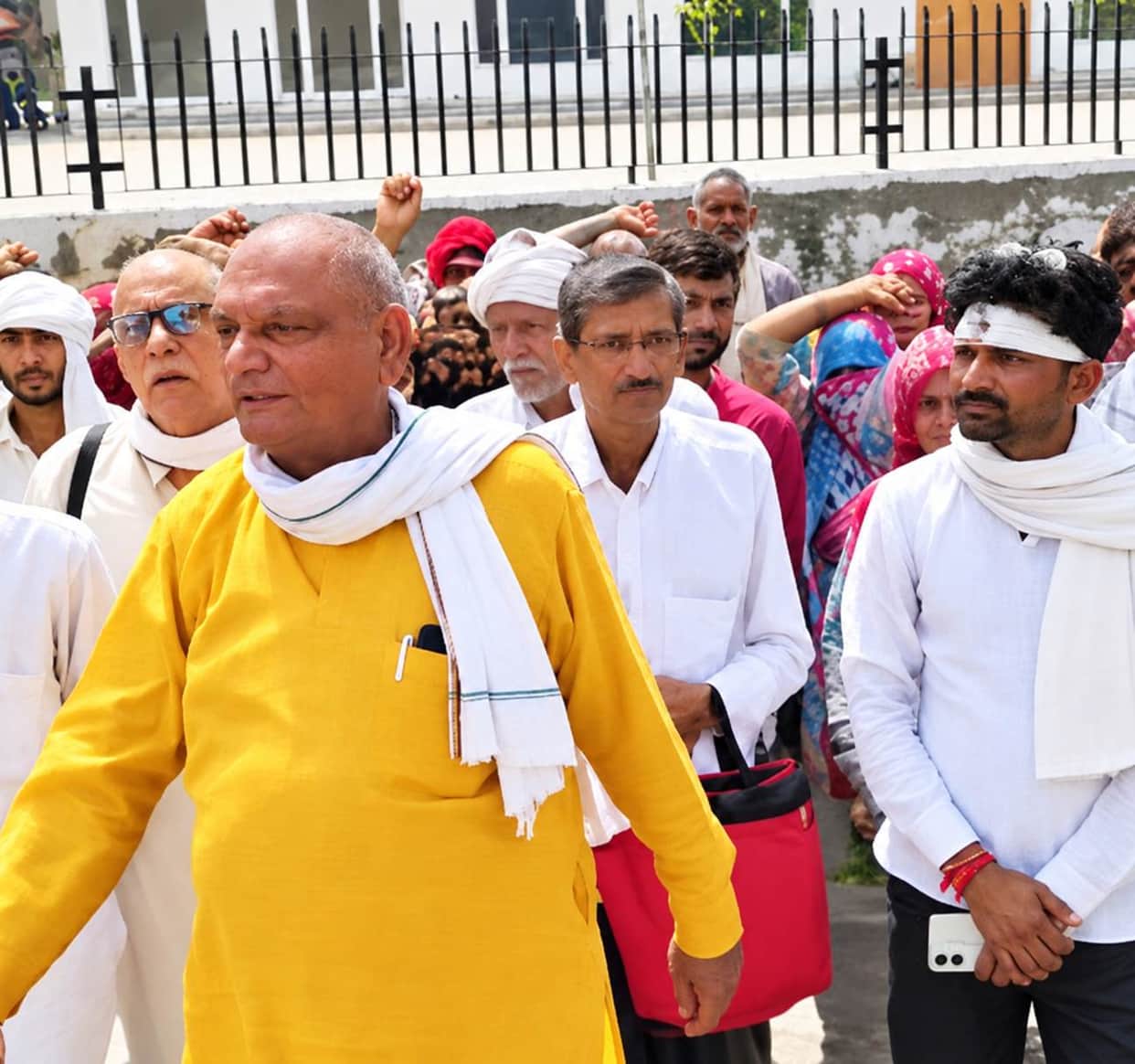Villagers' anger against drug abuse erupts; they stage a protest by taking out a procession.