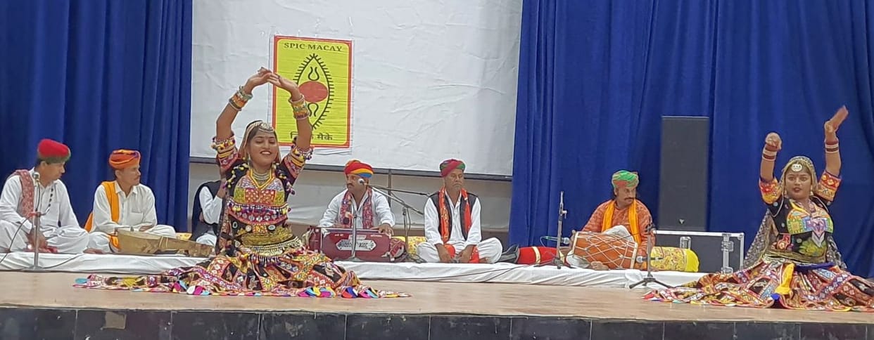 Students swayed to the rhythm of the Kalbelia dance