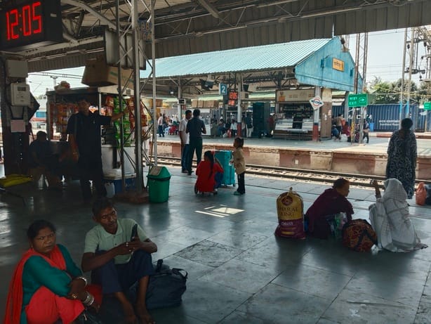 Unchahar Express arrived two hours late; passengers inconvenienced.