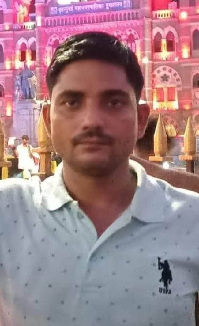 वाराणसी में मृत धर्मेंद्र यादव। फ़ाइल फोटो