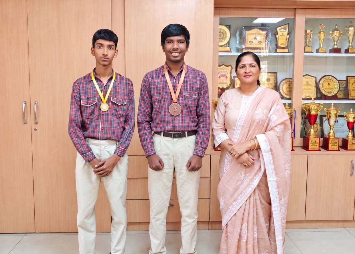 Naitik won the gold medal in fencing.