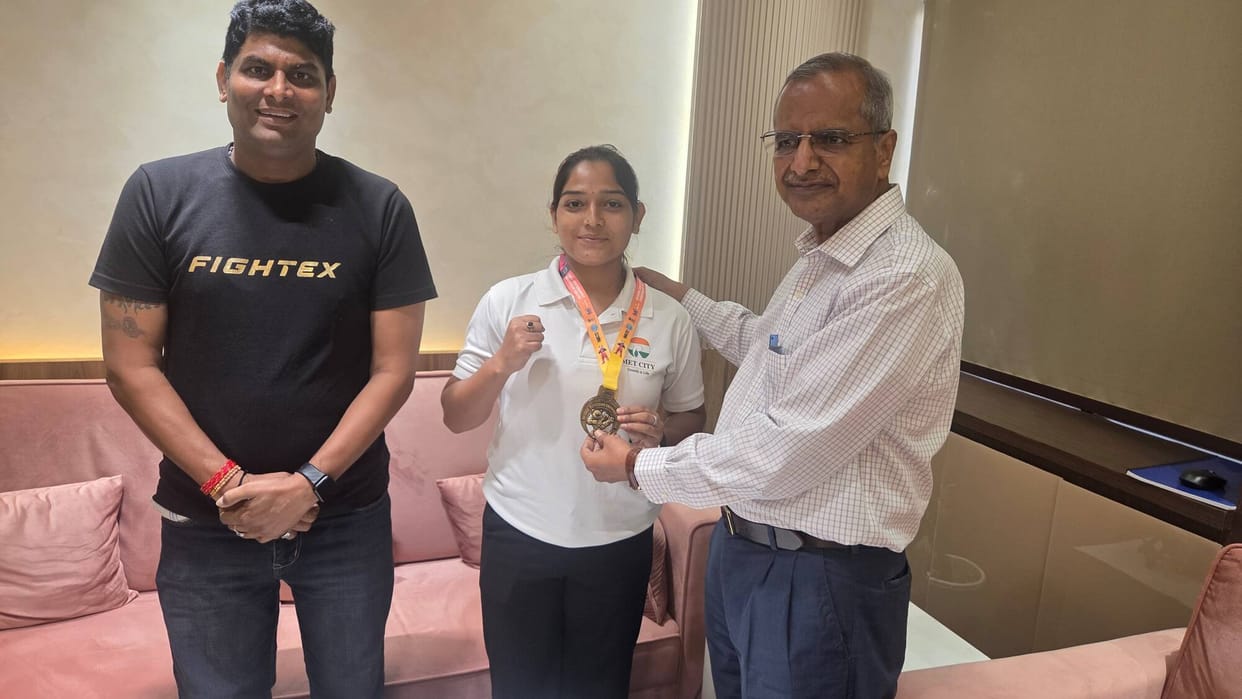 Madhu secures a spot in the Asian Boxing