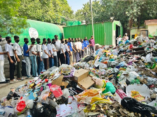 Children learned about waste and sewage management