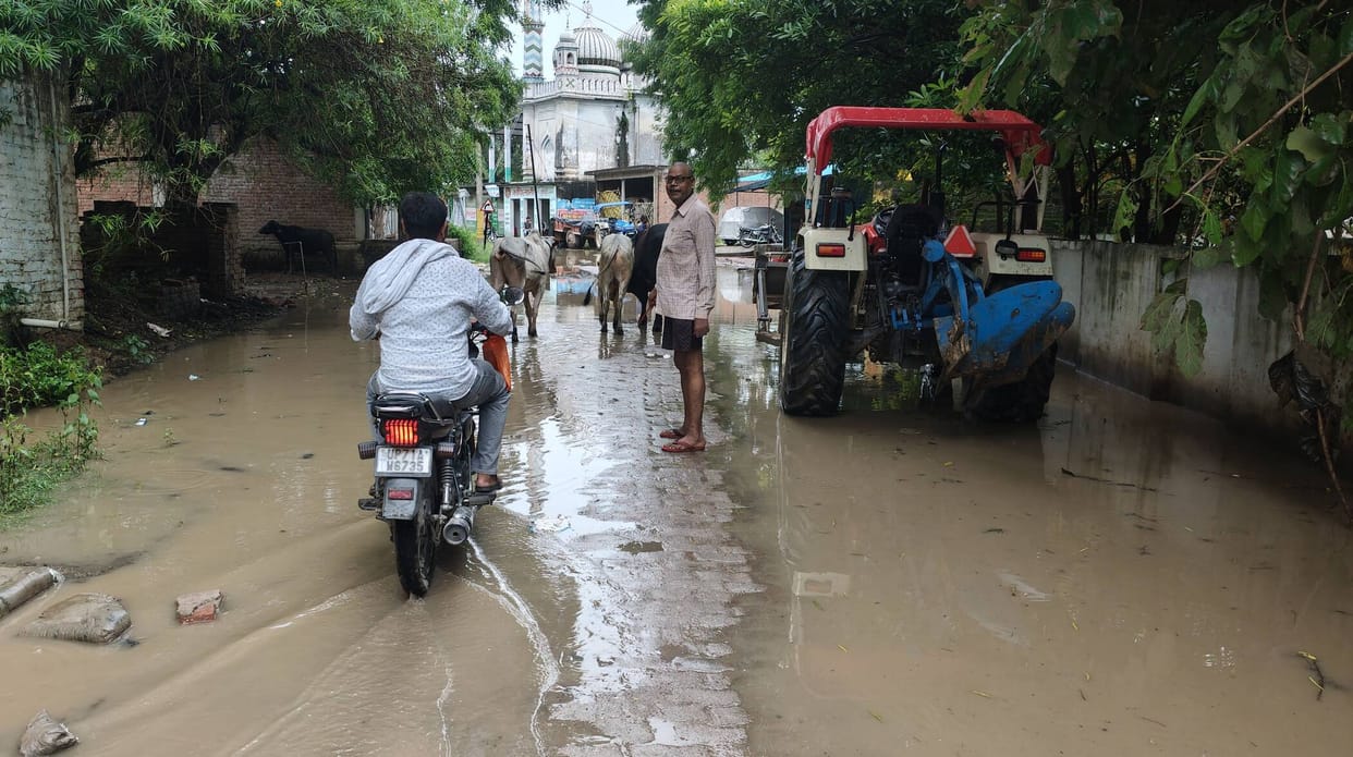 Ultimatum expires, yet encroachment on the drain persists.