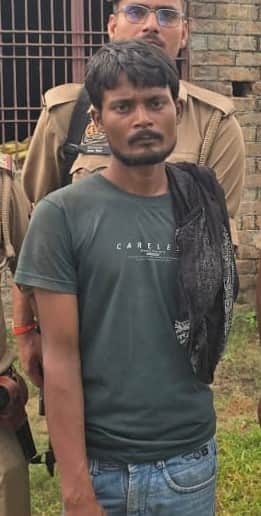 Youth beaten to death with a half-burnt log following an altercation.