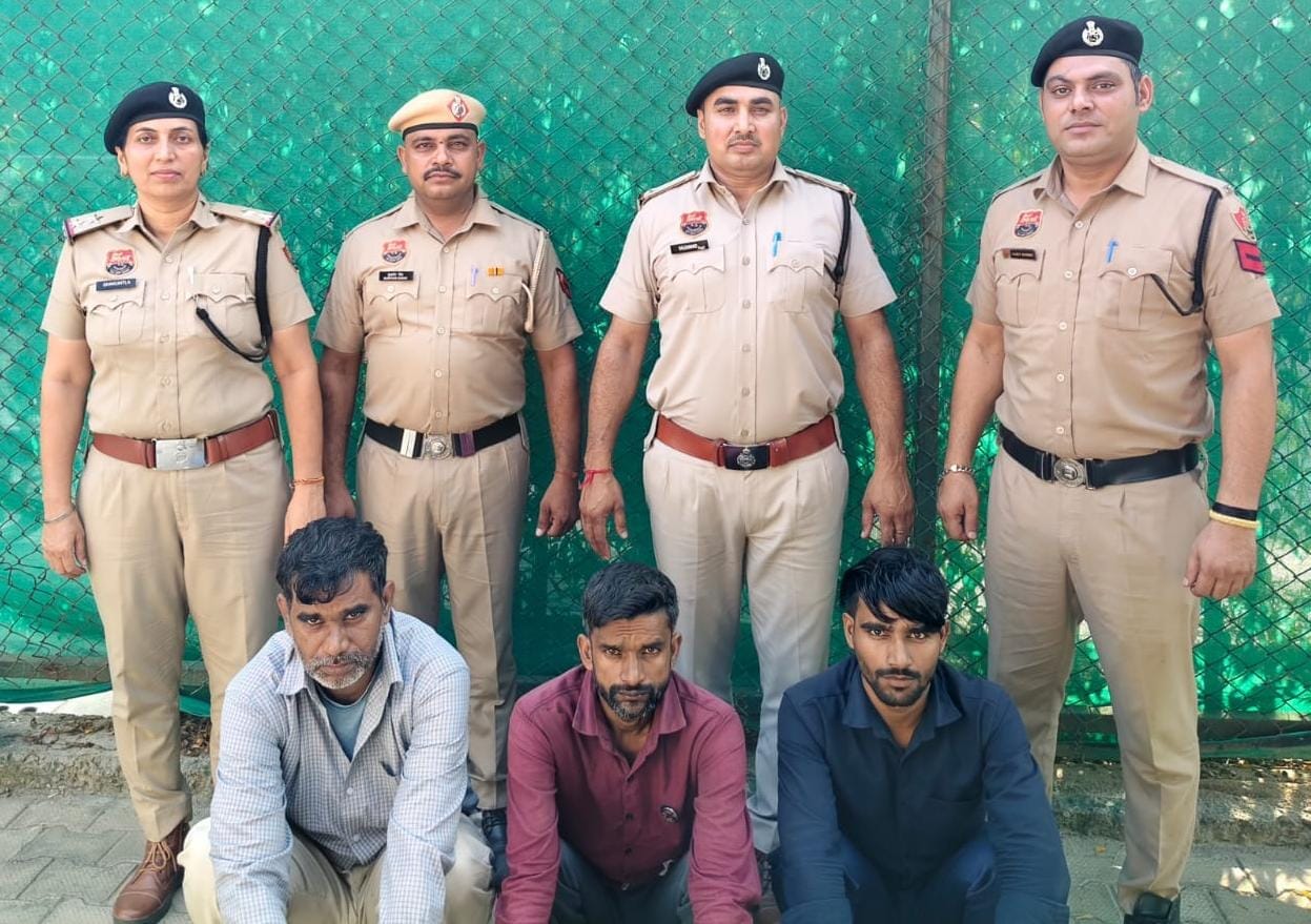 फोटो :: सोनीपत के गांव लिवान में श्रमिक की हत्या के मामले में गिरफ्तार आरोपी। स्रोत पुलिस प्रवक