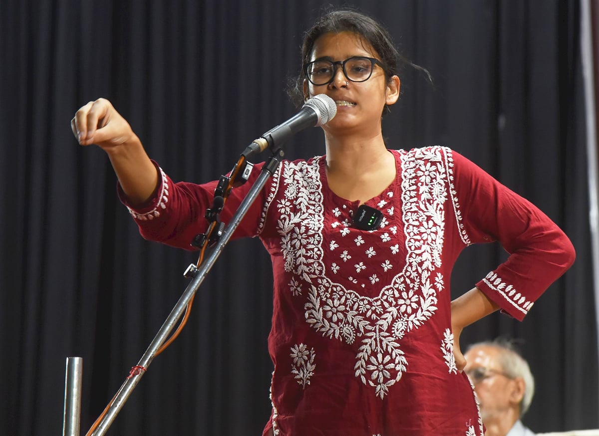 'बांग्लादेश ने क्रांति का रास्ता दिखाया': नेहा बोरा के बयान पर भाजपा हमलावर, कहा- रची जा रही बड़ी साजिश