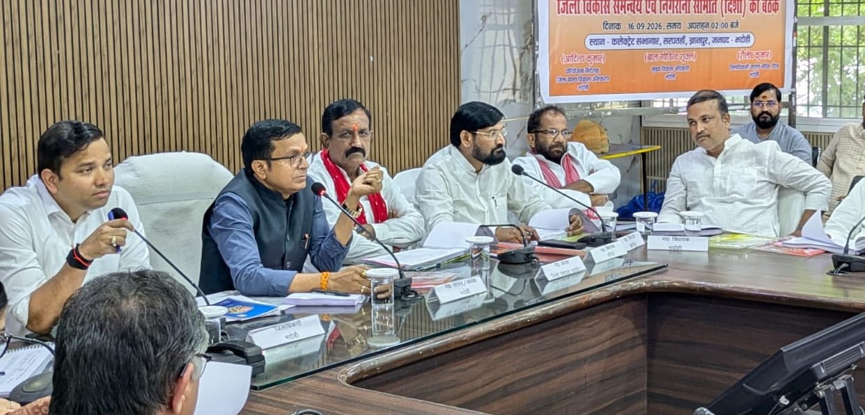 Repair roads before Navratri, replace faulty transformers soon: Dr. Vinod Bind