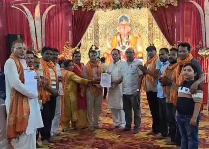 objected to cartoon and AI Ganesh idols, submitted memorandum demanding scriptural compliance in pandals.