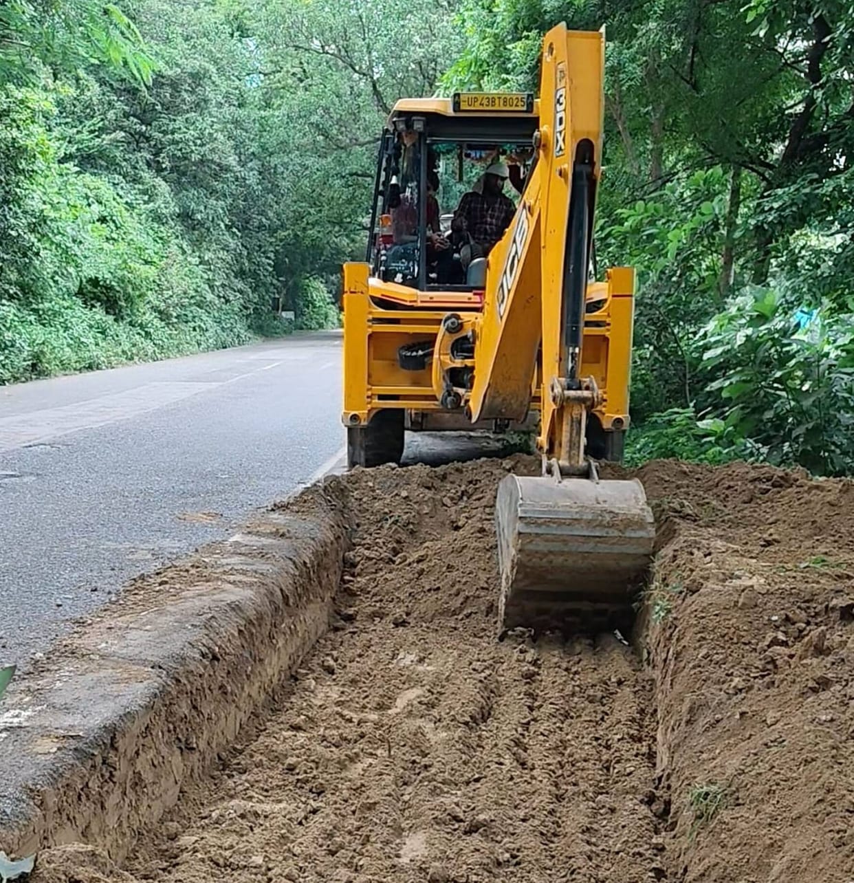 Widening of Lucknow-Ballia highway begins; relief from traffic jams expected