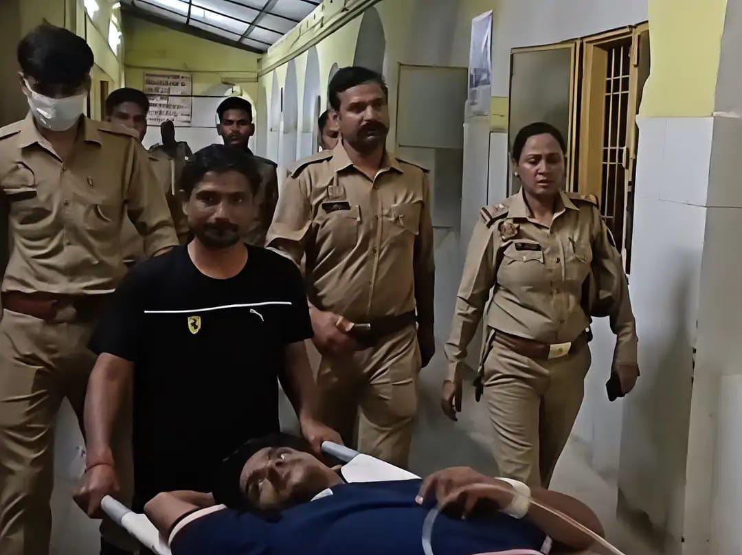 युवक को अस्पताल ले जाती पुलिस