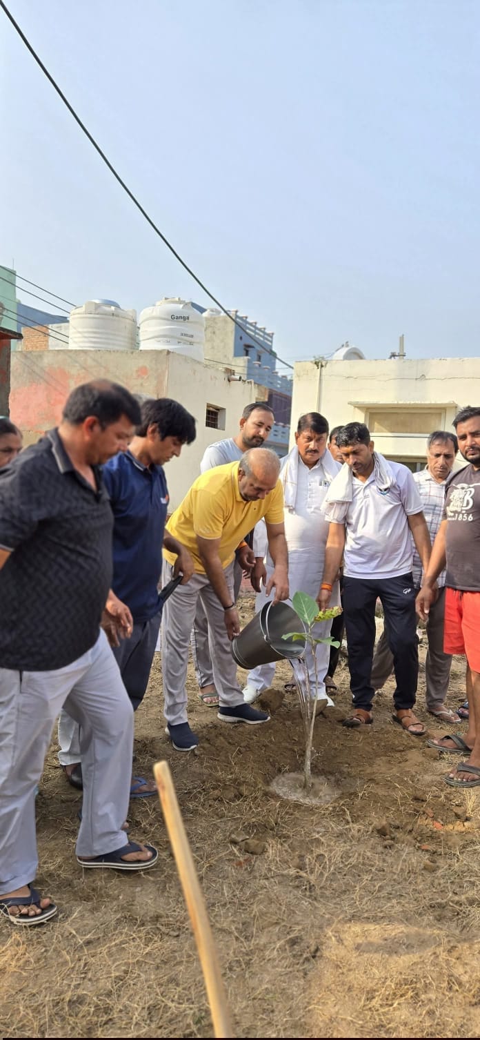 Emphasis on cleanliness under the 'Seva SanEmphasis on cleanliness under the 'Seva Sankalp Abhiyan'kalp Abhiyan'