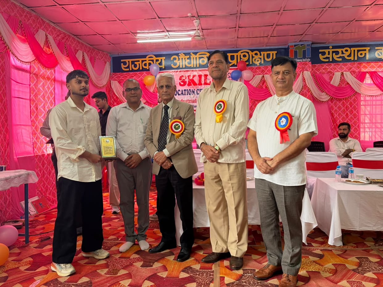 Certificates distributed to trainees at ITI Bani.