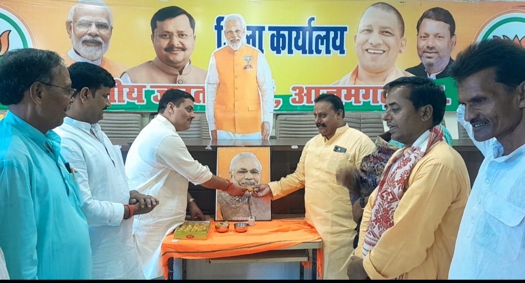 BJP members observed 'Seva aur Sankalp Diwas' (Day of Service and Resolve) on the PM's birthday.