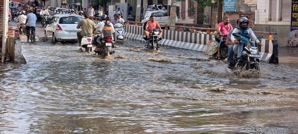 A storm accompanied by 64 mm of rainfall caused 106 electricity poles and 208 trees to fall.